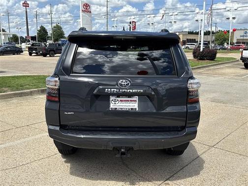 2024 Toyota 4Runner SR5