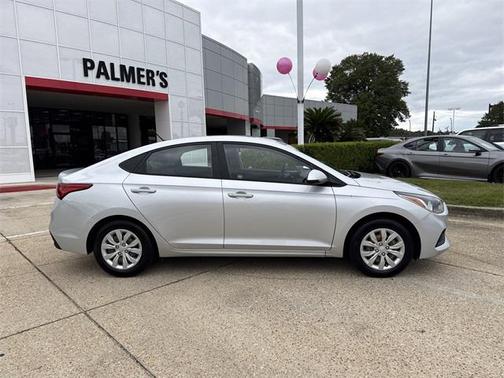 2021 Hyundai Accent SE