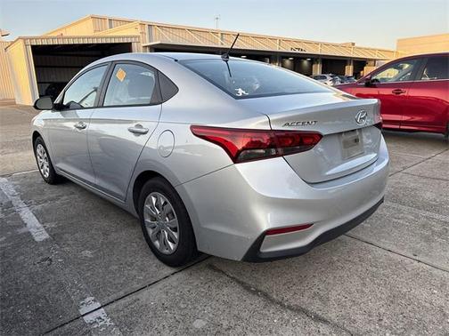 2021 Hyundai Accent SE
