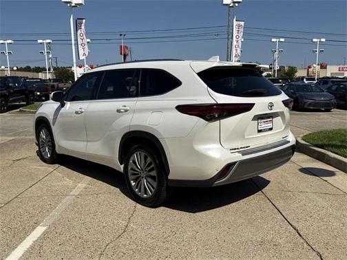 2021 Toyota Highlander Platinum