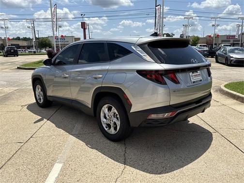 2024 Hyundai TUCSON SE