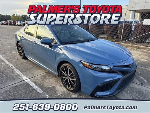 2023 Toyota Camry SE