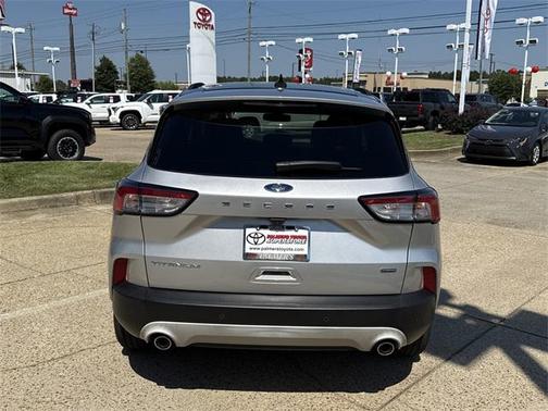2020 Ford Escape Titanium