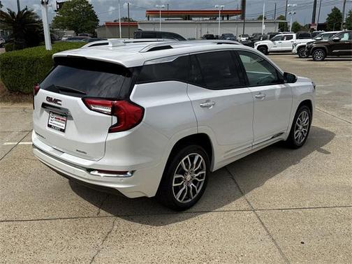 2023 GMC Terrain Denali