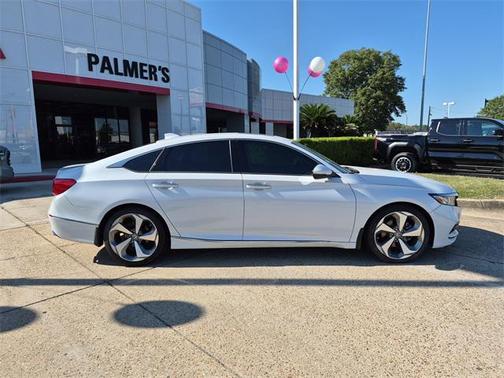 2020 Honda Accord Touring 2.0T