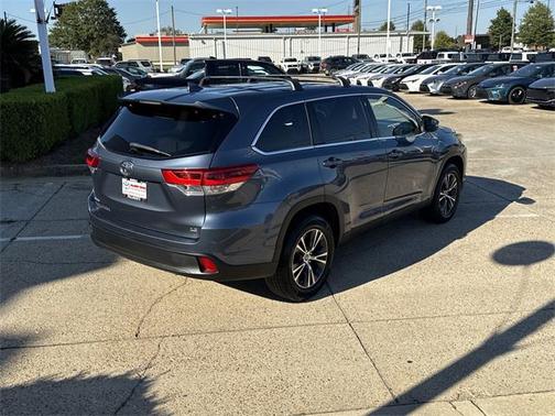 2019 Toyota Highlander LE Plus