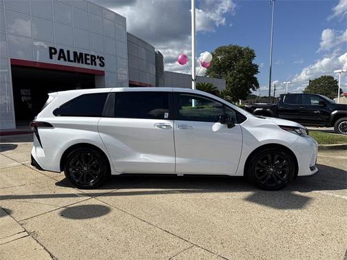 2025 Toyota Sienna XSE 7 Passenger