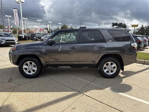 2023 Toyota 4Runner SR5