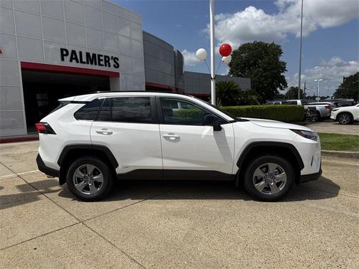 2025 Toyota RAV4 Hybrid LE