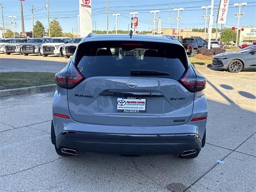 2023 Nissan Murano SV