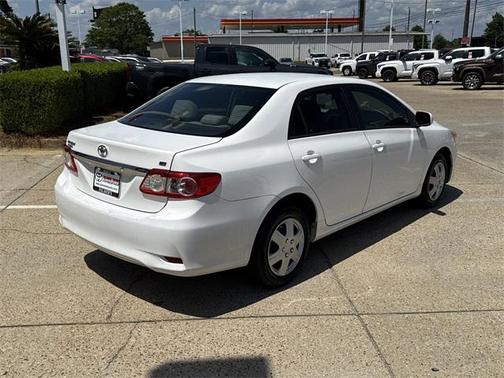 2011 Toyota Corolla LE