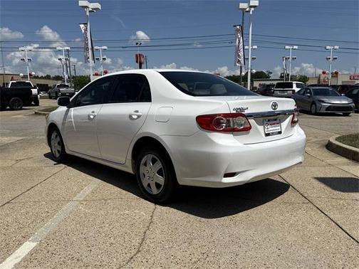 2011 Toyota Corolla LE
