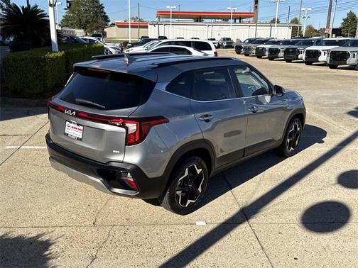 2025 Kia Seltos EX