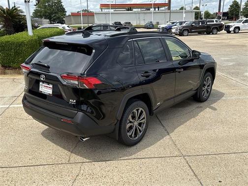 2025 Toyota RAV4 Hybrid XLE Premium