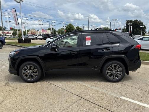 2025 Toyota RAV4 Hybrid XLE Premium
