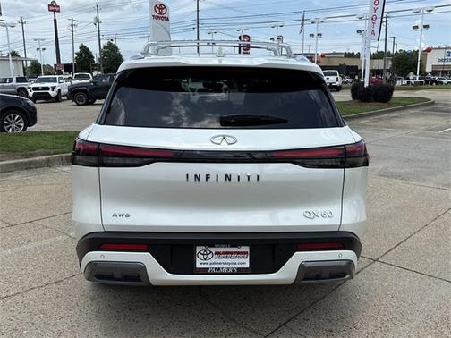2025 INFINITI QX60 SENSORY