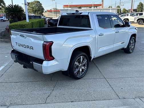 2023 Toyota Tundra Hybrid Capstone