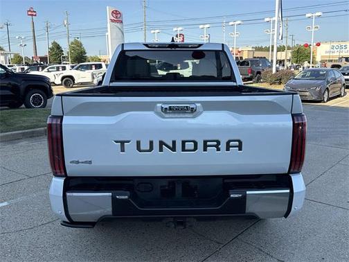 2023 Toyota Tundra Hybrid Capstone