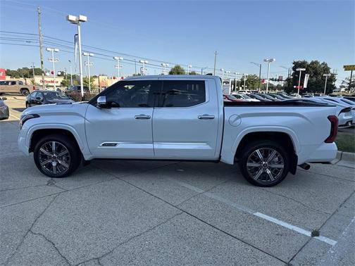 2023 Toyota Tundra Hybrid Capstone