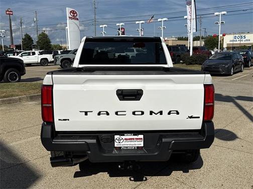 2025 Toyota Tacoma SR