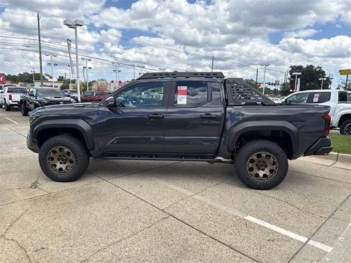 2025 Toyota Tacoma Hybrid Trailhunter