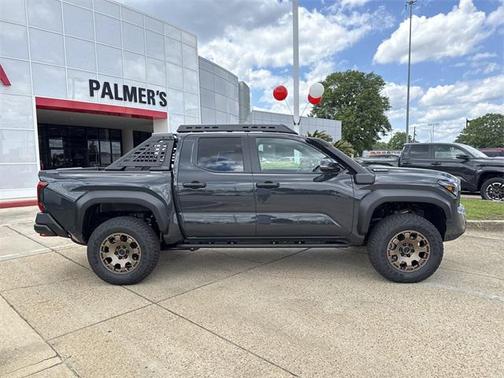 2025 Toyota Tacoma Hybrid Trailhunter