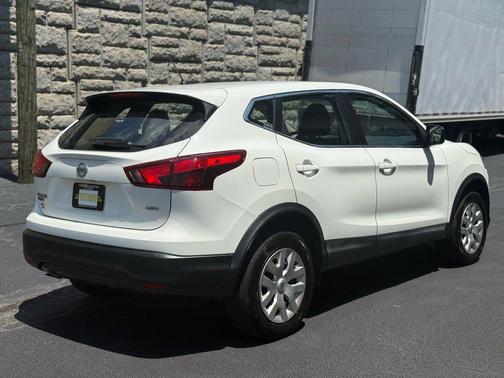 2018 Nissan Rogue Sport S