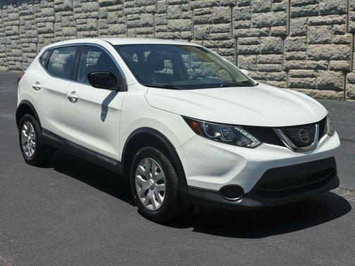 2018 Nissan Rogue Sport S