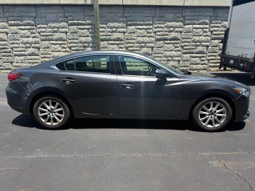 2015 Mazda Mazda6 i Sport
