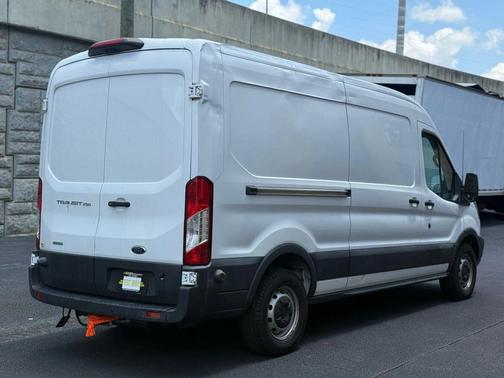 2018 Ford Transit-250 Base