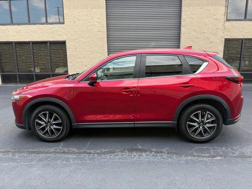 2018 Mazda CX-5 Sport