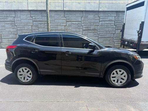 2018 Nissan Rogue Sport S
