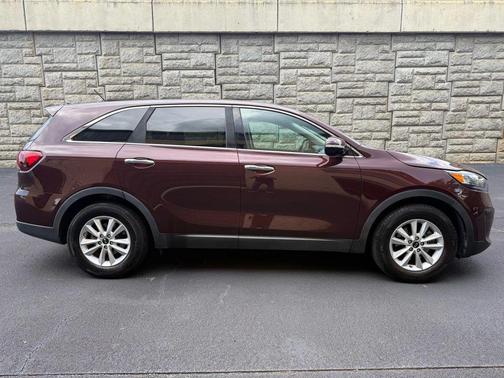 2020 Kia Sorento LX