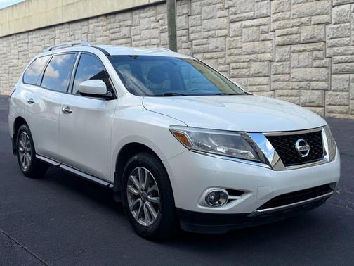 2015 Nissan Pathfinder SV