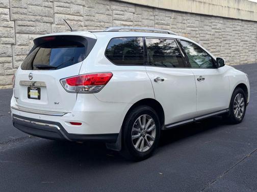 2015 Nissan Pathfinder SV