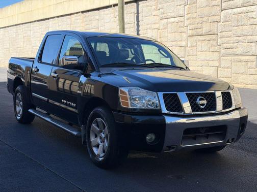 2006 Nissan Titan LE Crew Cab