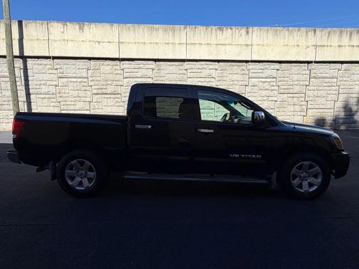 2006 Nissan Titan LE Crew Cab