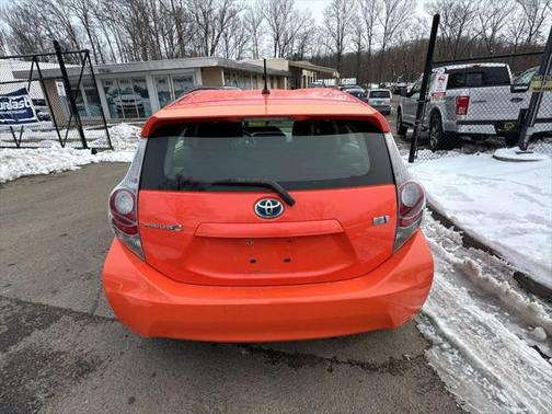 2012 Toyota Prius c Three