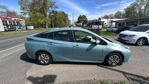 2017 Toyota Prius Three