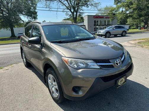 2014 Toyota RAV4 LE