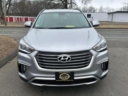 2018 Hyundai SANTA FE SE