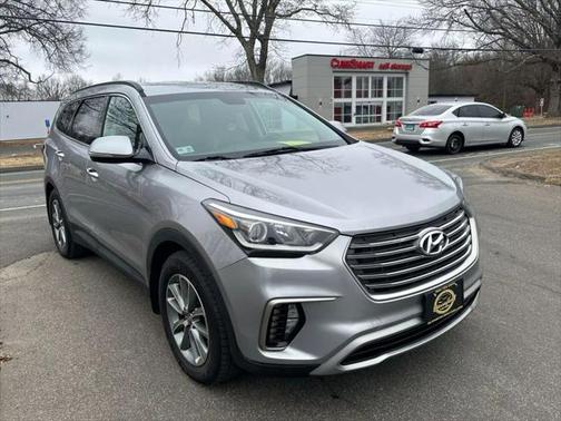 2018 Hyundai SANTA FE SE