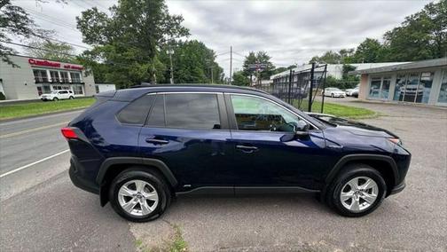 2020 Toyota RAV4 Hybrid XLE