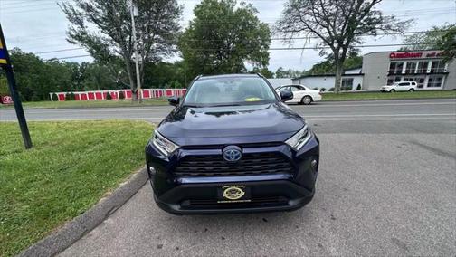 2020 Toyota RAV4 Hybrid XLE