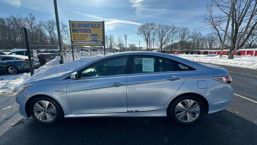 2013 Hyundai SONATA Hybrid Limited