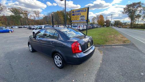 2011 Hyundai Accent SE