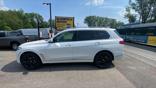 2022 BMW X7 xDrive40i
