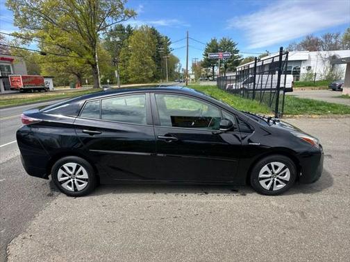 2016 Toyota Prius Three