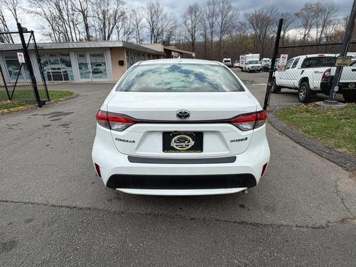 2020 Toyota Corolla Hybrid SE