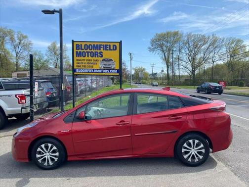 2016 Toyota Prius Two